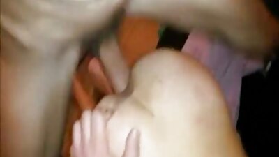 கண்கவர் பாட்டி காரில் மெல்ல உறிஞ்சி விந்து சாப்பிட்டார்