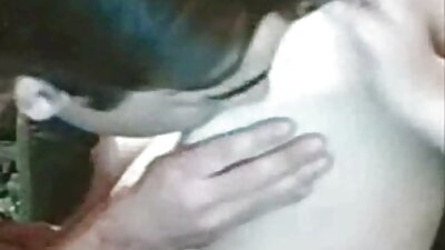 ஒரு தோழியுடன் சேர்ந்து, ஒரு பெண் அவளது சம்மதத்தால் புணர்ந்தாள்