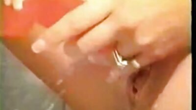 தடகளப் பெண்களின் ஆண் இளம்பெண்ணை படுக்கையில் புணர்ந்தார்