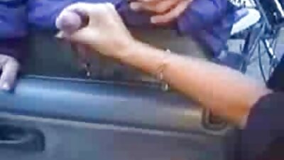 பரத்தையர் தெருவில் உறிஞ்சி நிறைய இன்பம் பெற்றார்
