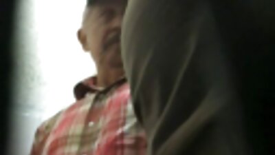 லவ்லேஸ் ஒரு அழகான பொன்னிறத்தை நன்றாக புணர்ந்தாள்